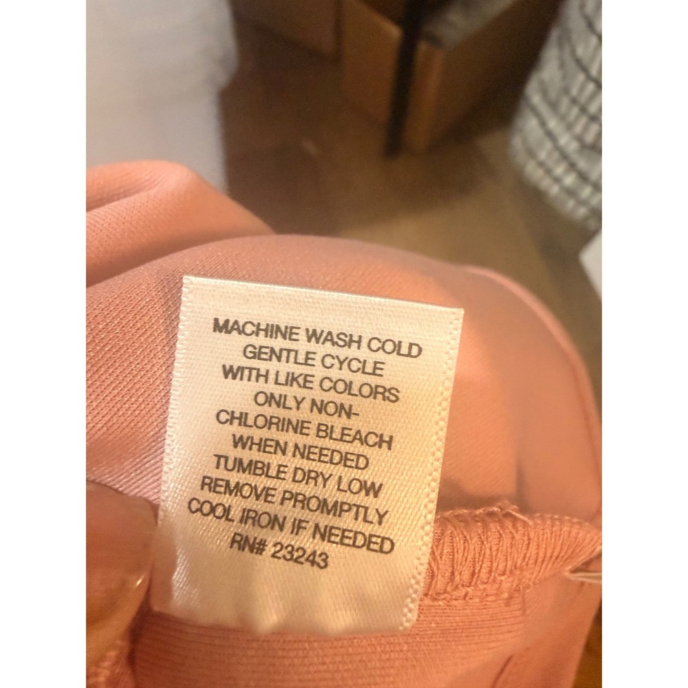 NY&C 7th Avenue Womens M Pink Peplum Top Sleeveless Keyhole Y2K Career - Picture 8 of 8